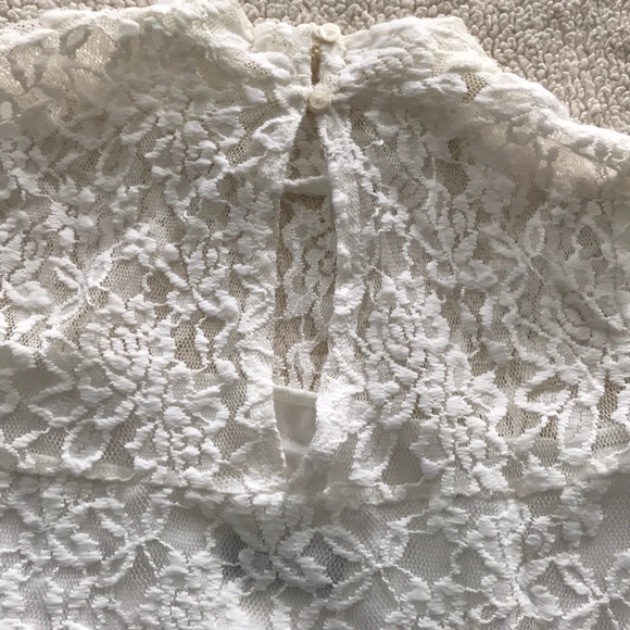 Abercrombie & Fitch Lace Top - Picture 3 of 4